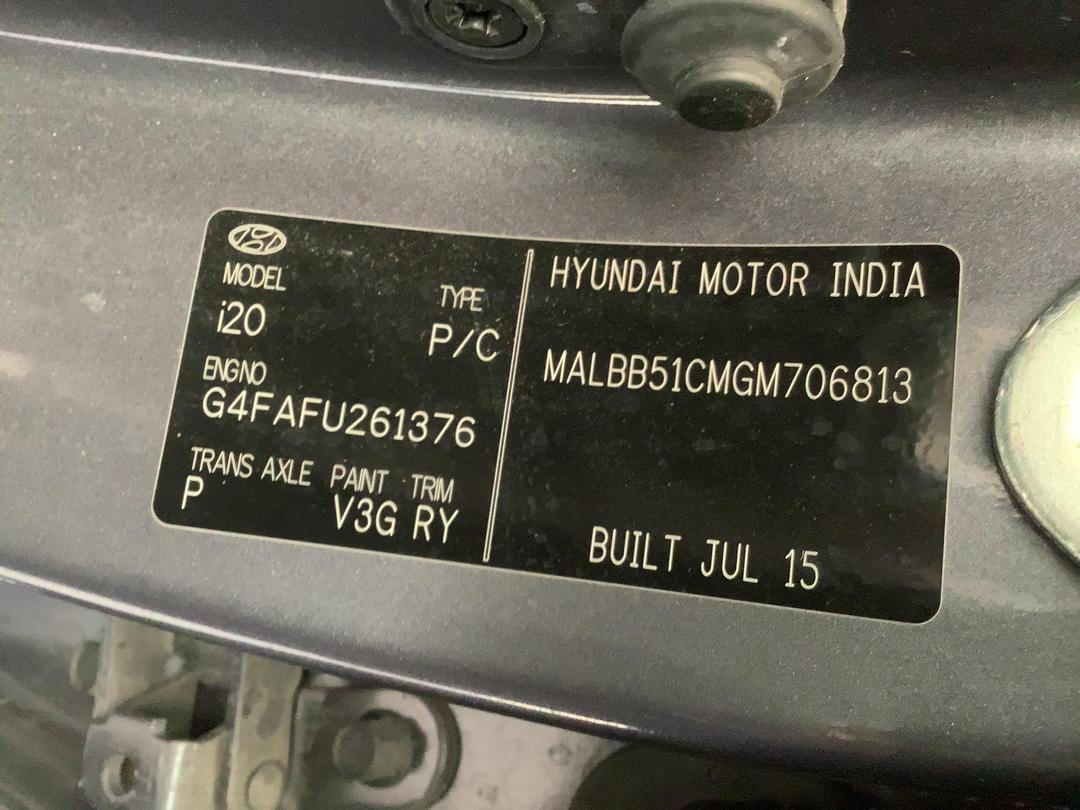 Photo '14' of Hyundai I20 PB