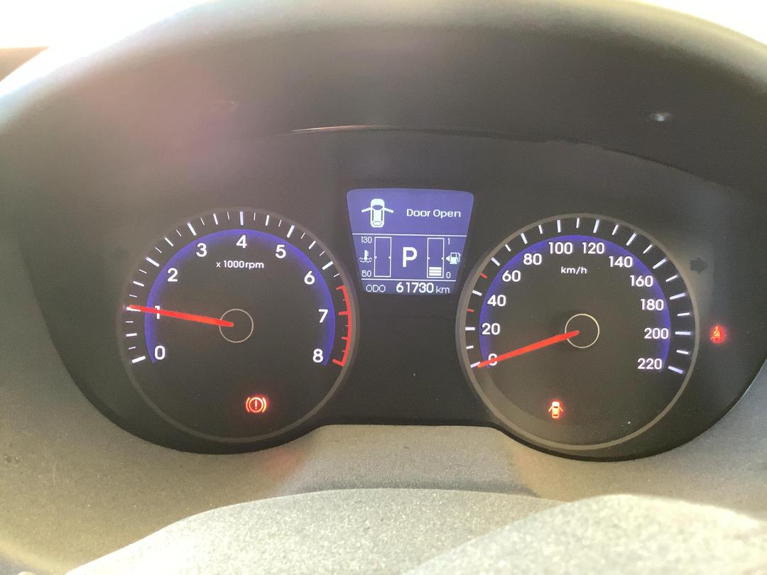 Photo '15' of Hyundai I20 PB