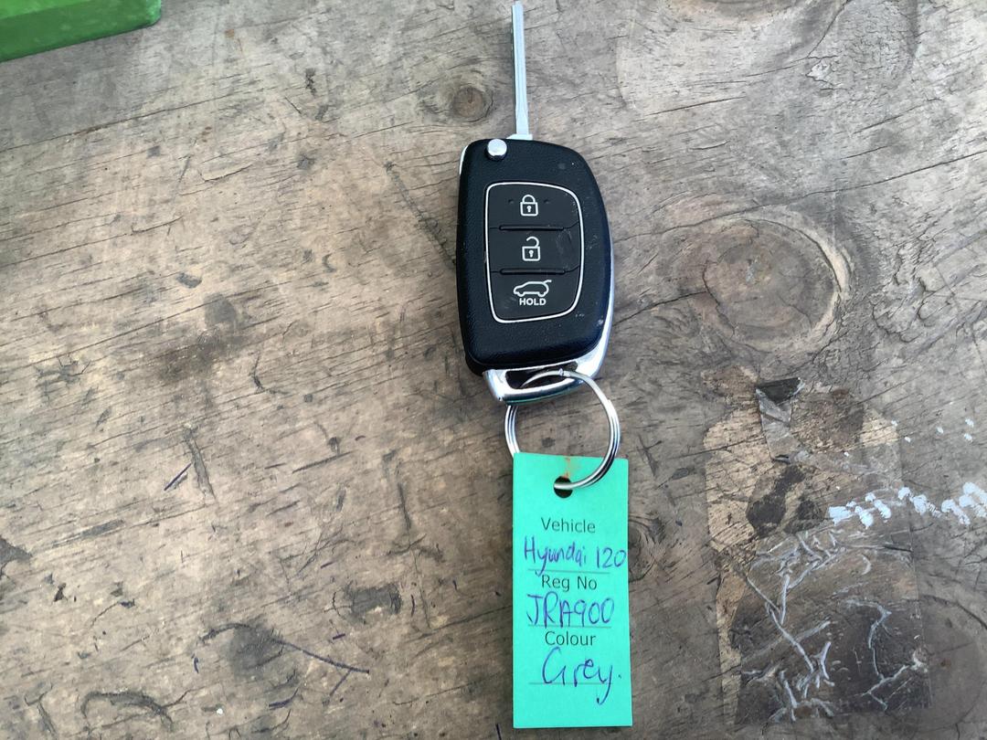 Photo '18' of Hyundai I20 PB