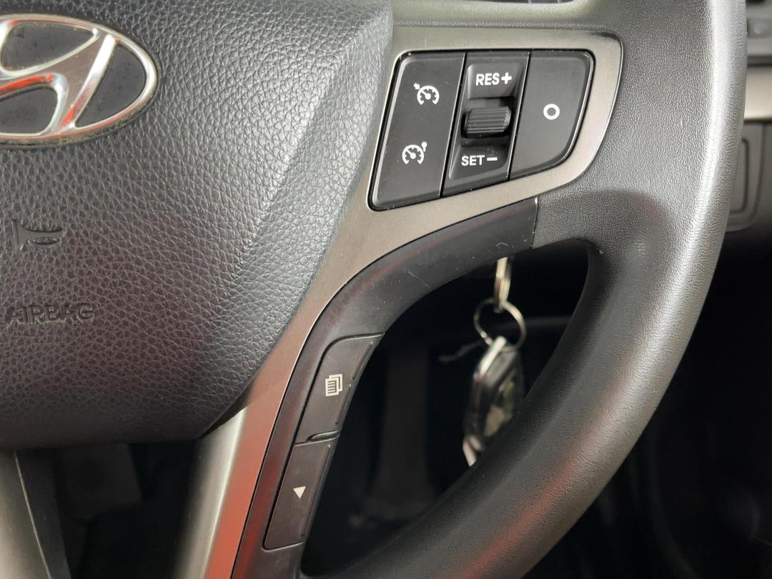 Photo '25' of Hyundai I40