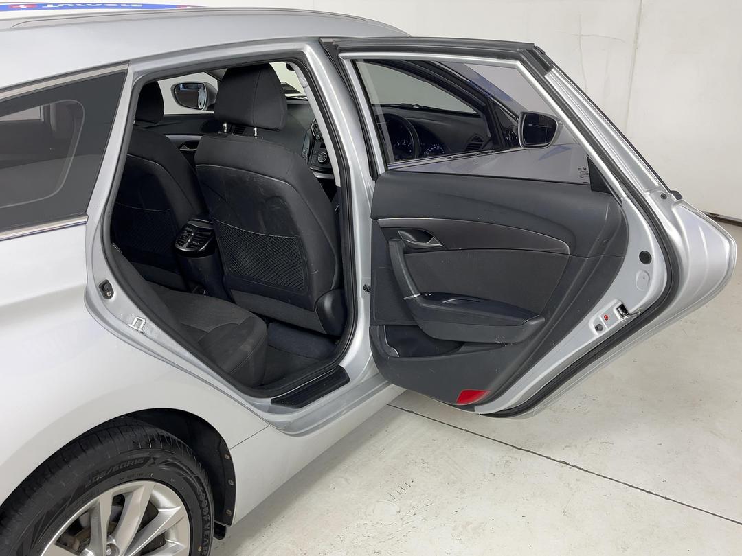 Photo '19' of Hyundai I40