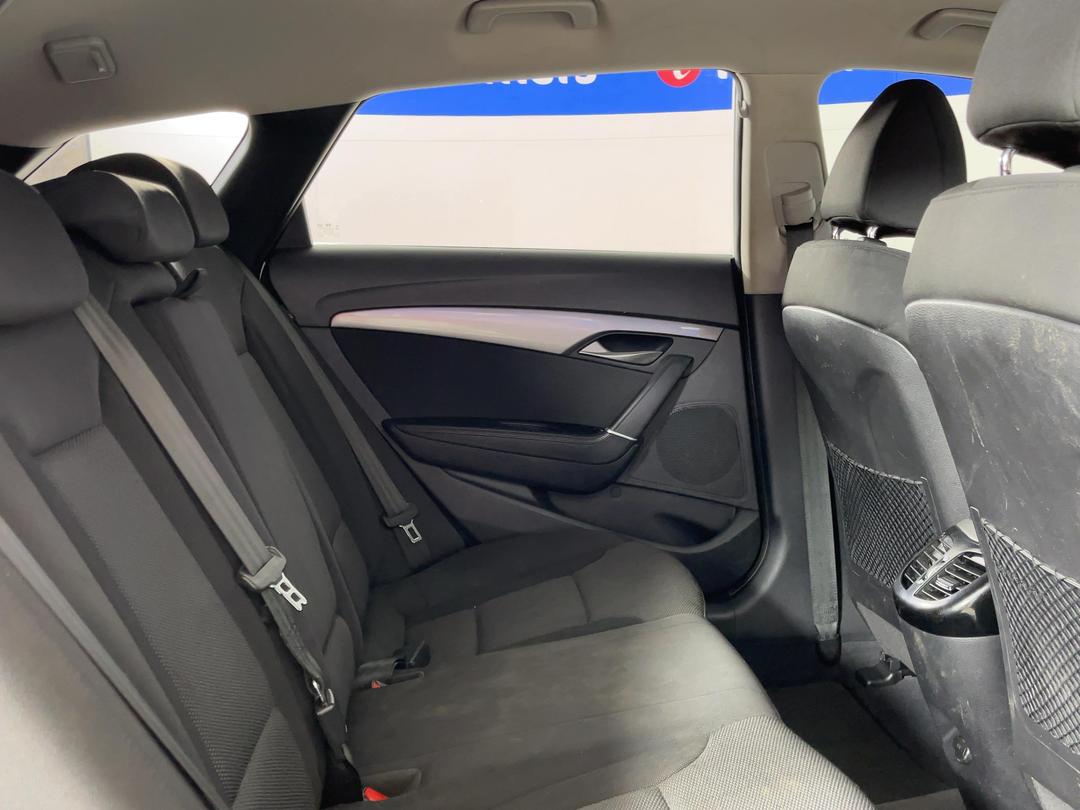 Photo '20' of Hyundai I40