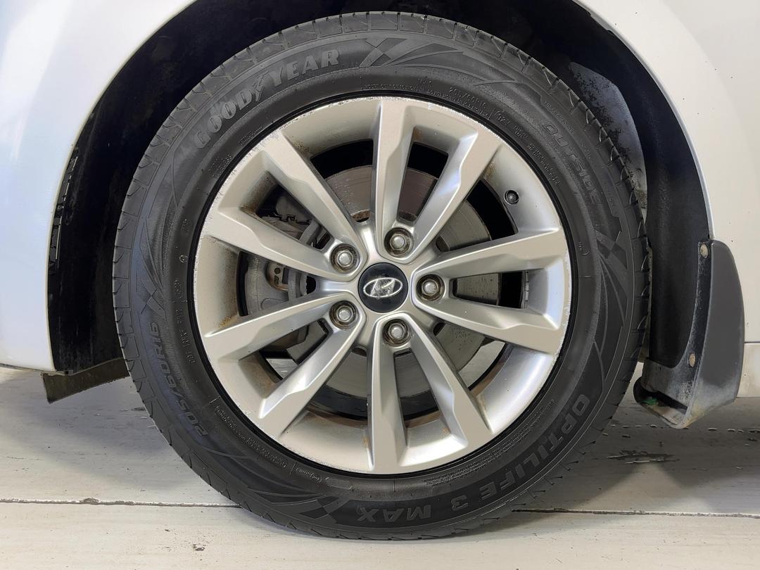 Photo '10' of Hyundai I40