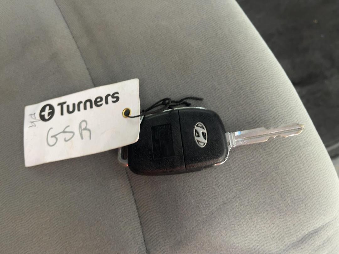 Photo '22' of Hyundai Imax