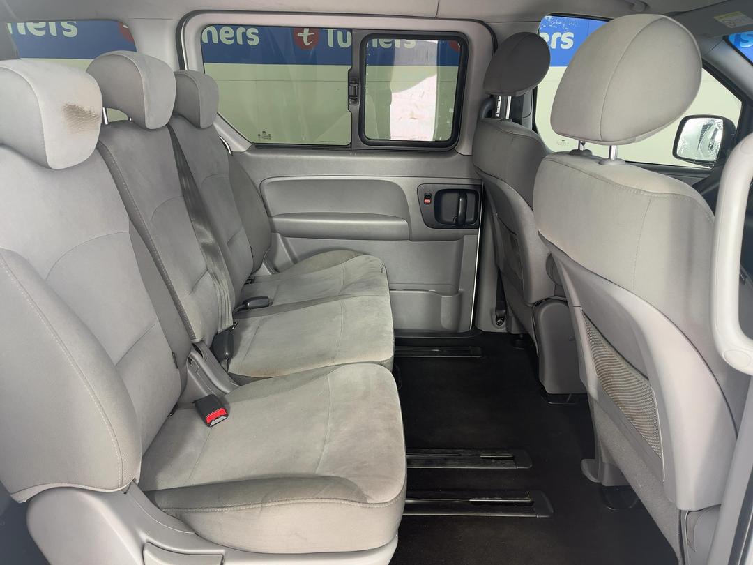 Photo '20' of Hyundai Imax