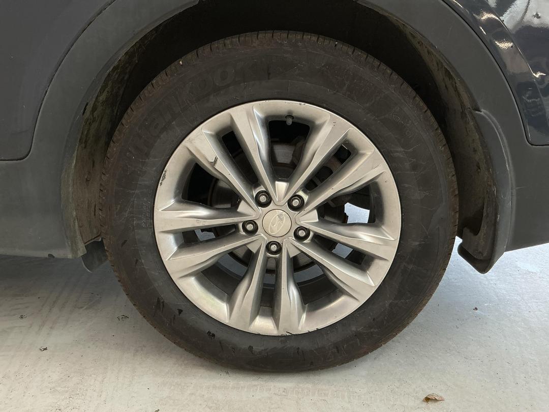 Photo '9' of Hyundai Santa FE DM