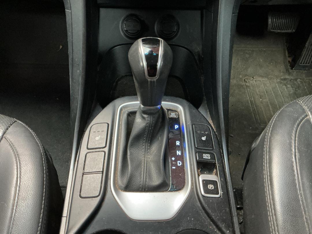 Photo '21' of Hyundai Santa FE DM