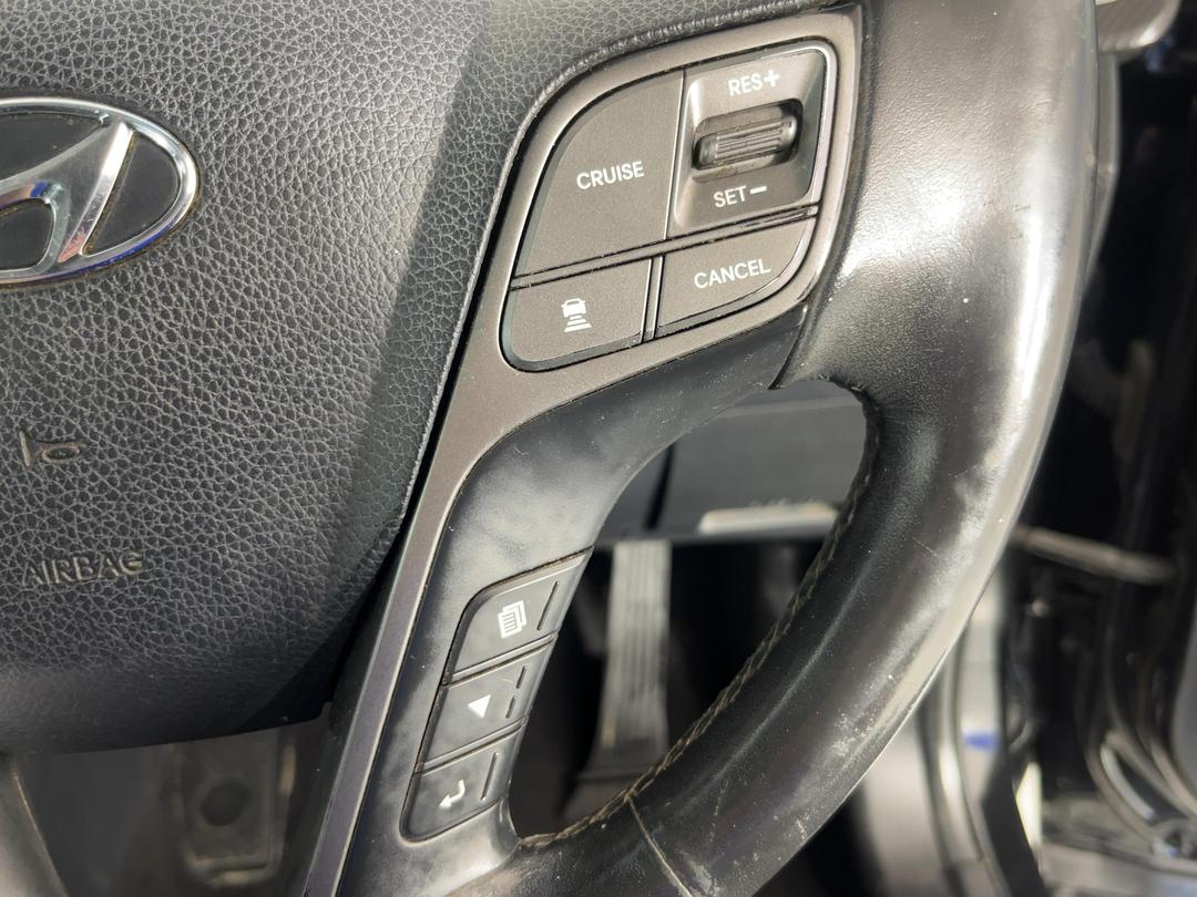 Photo '25' of Hyundai Santa FE
