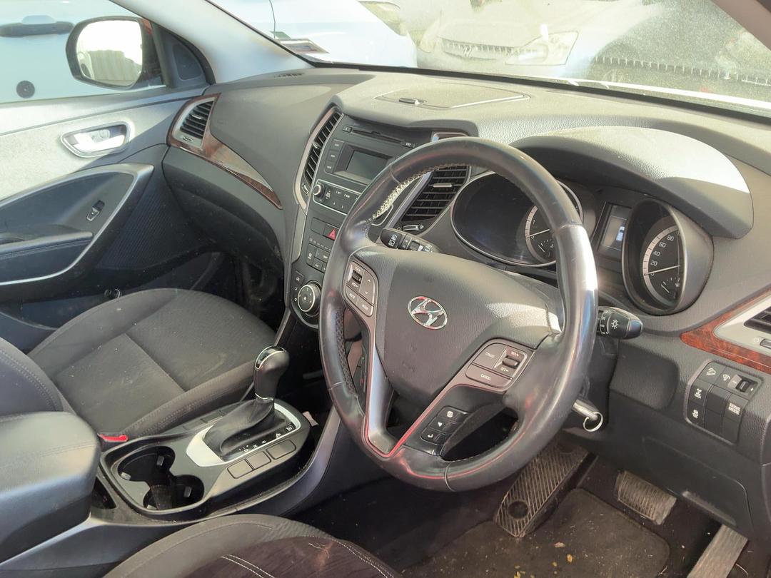 Photo '12' of Hyundai Santa FE DM Photo '12' of Hyundai Santa FE DM