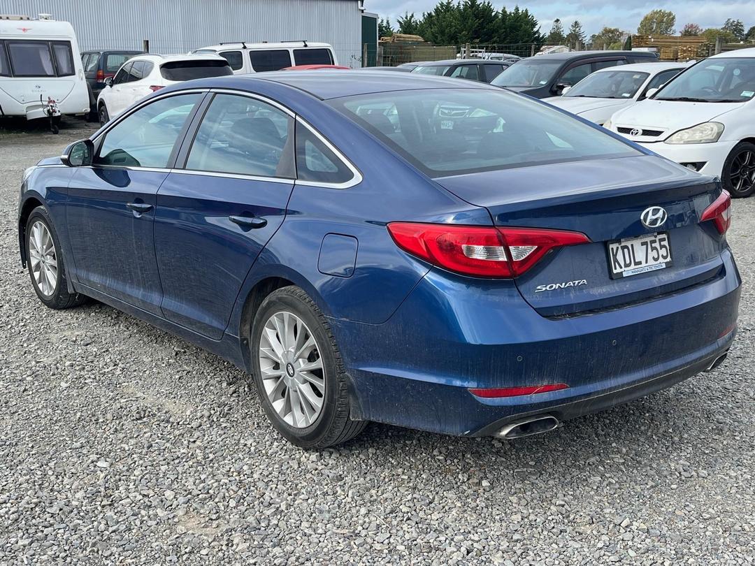 Photo '4' of Hyundai Sonata