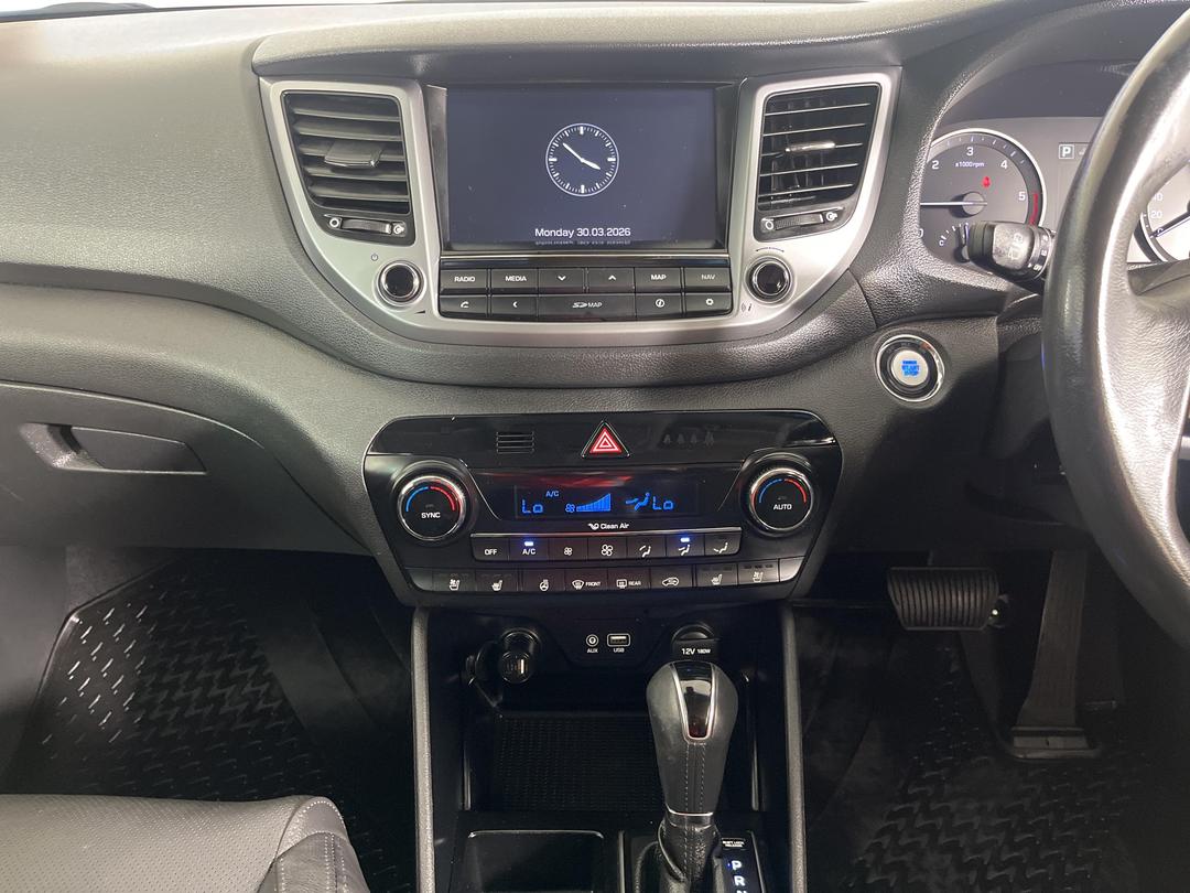 Photo '18' of Hyundai Tucson