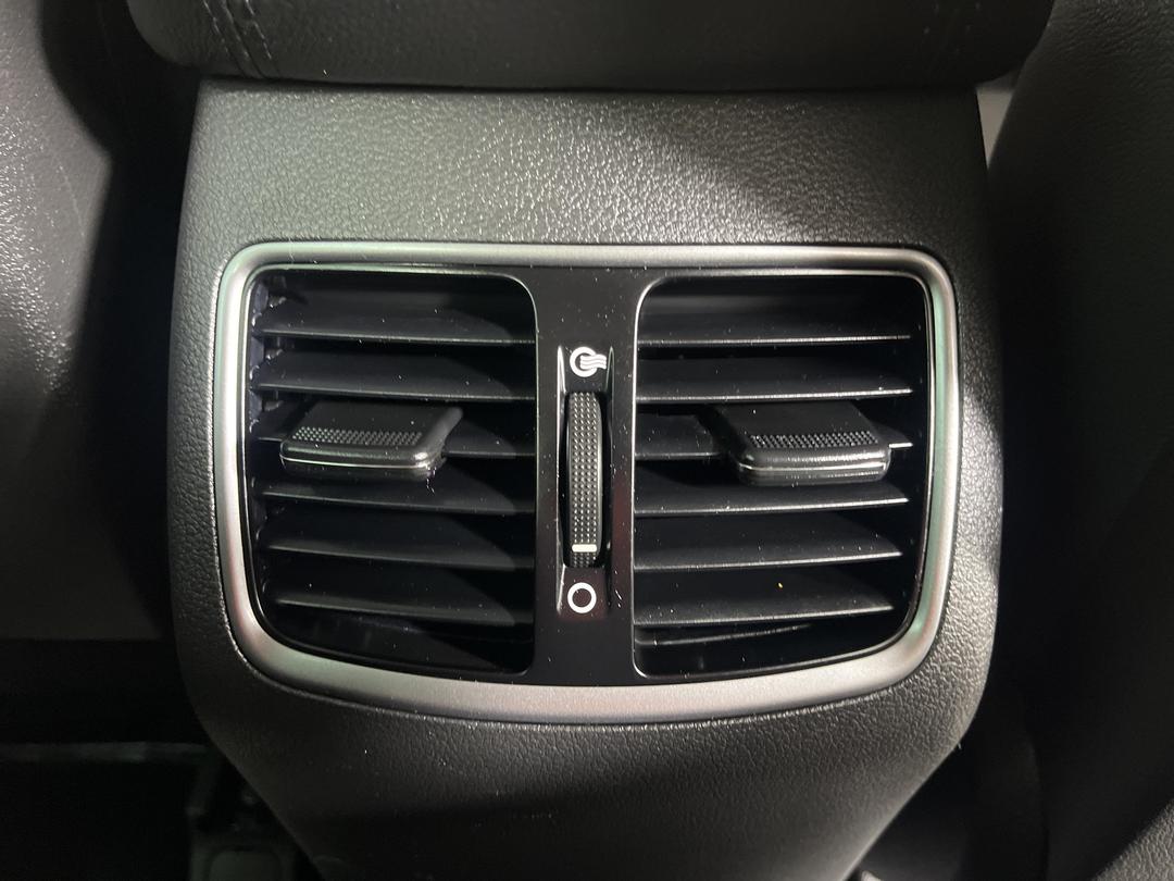 Photo '24' of Hyundai Tucson