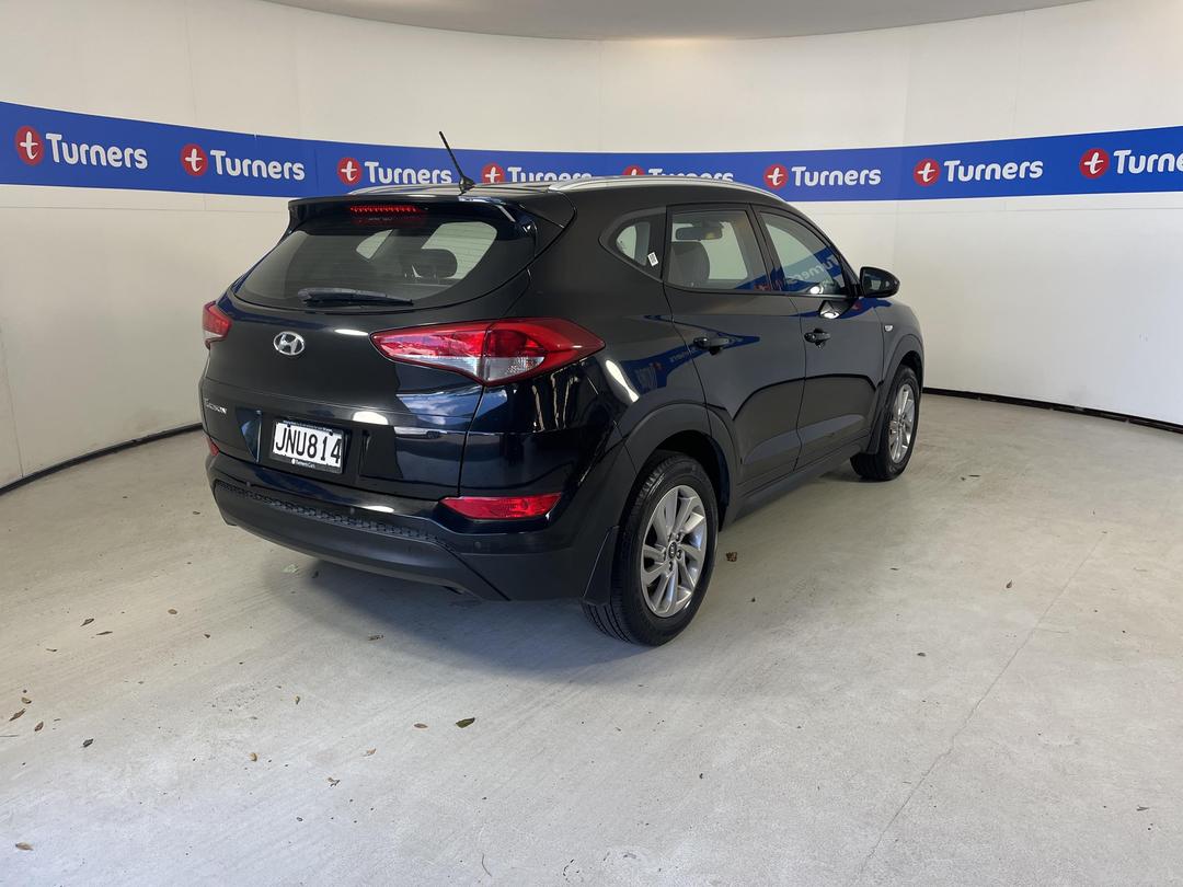 Photo '7' of Hyundai Tucson