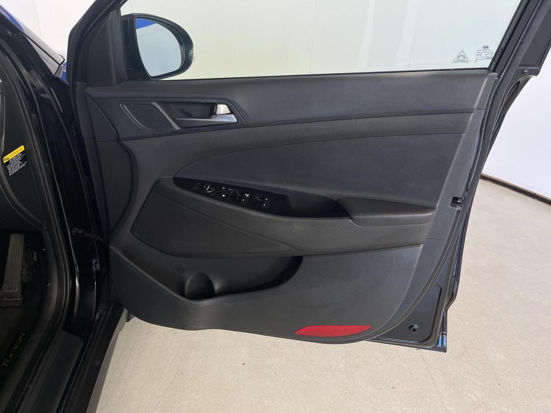 Photo '15' of Hyundai Tucson