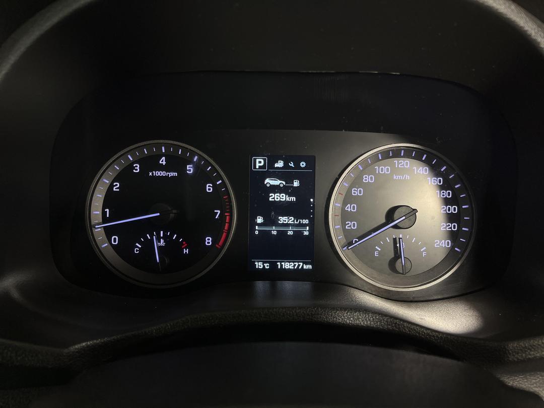 Photo '21' of Hyundai Tucson