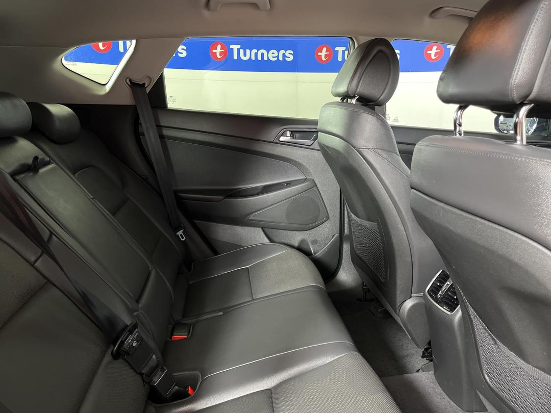 Photo '20' of Hyundai Tucson