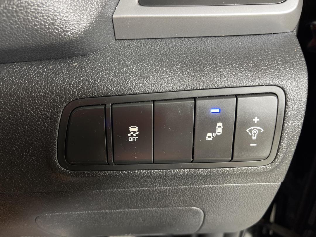 Photo '24' of Hyundai Tucson