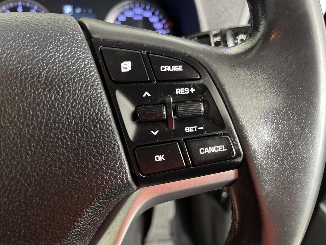 Photo '25' of Hyundai Tucson