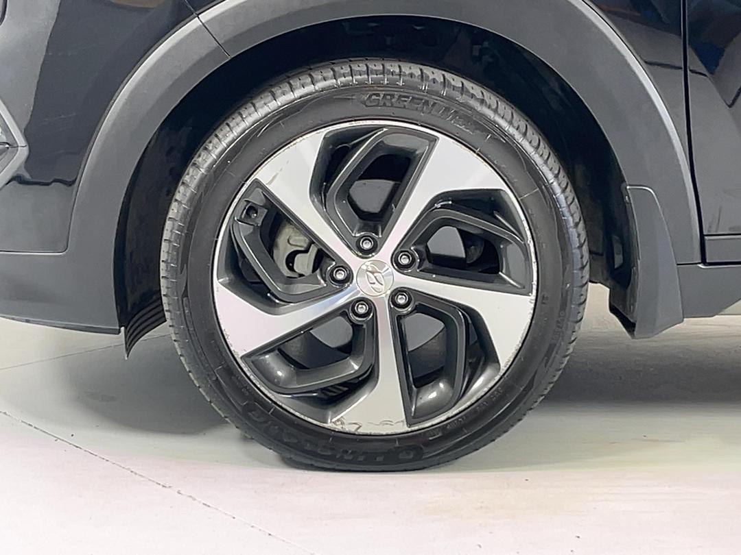 Photo '10' of Hyundai Tucson