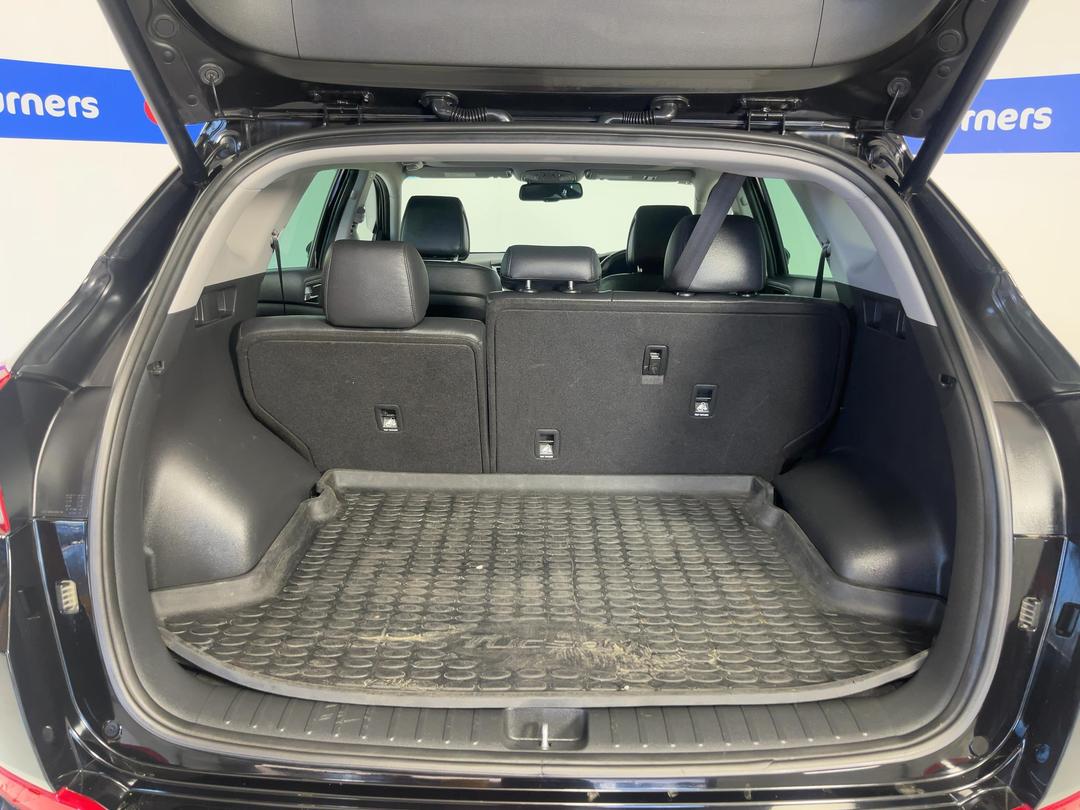 Photo '14' of Hyundai Tucson