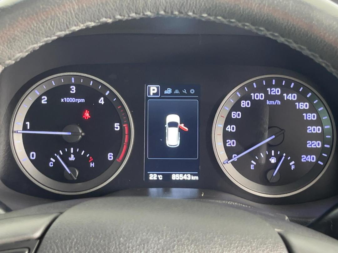 Photo '21' of Hyundai Tucson