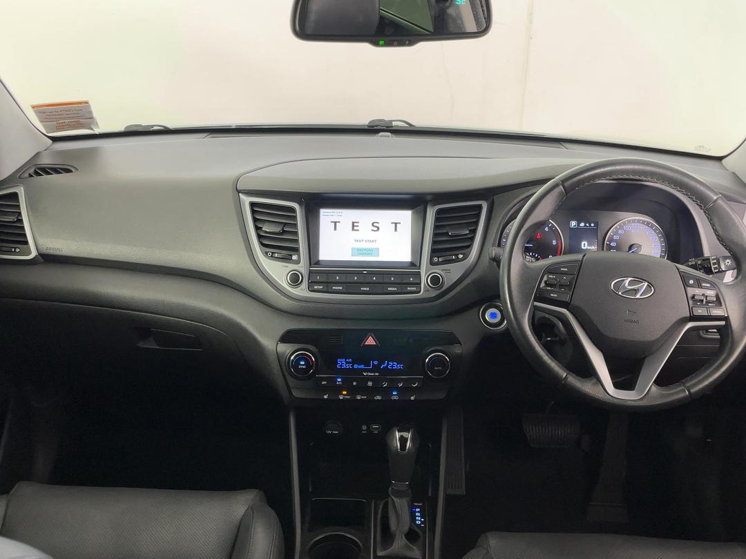 Photo '17' of Hyundai Tucson