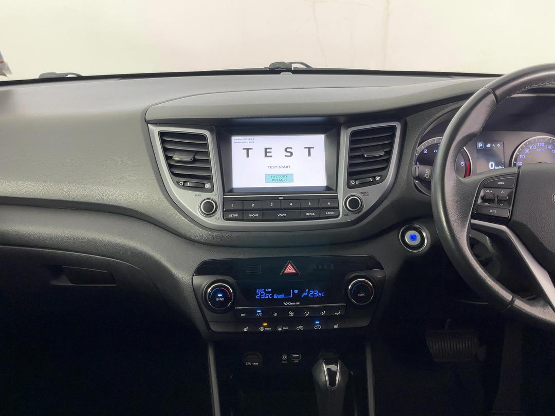 Photo '18' of Hyundai Tucson