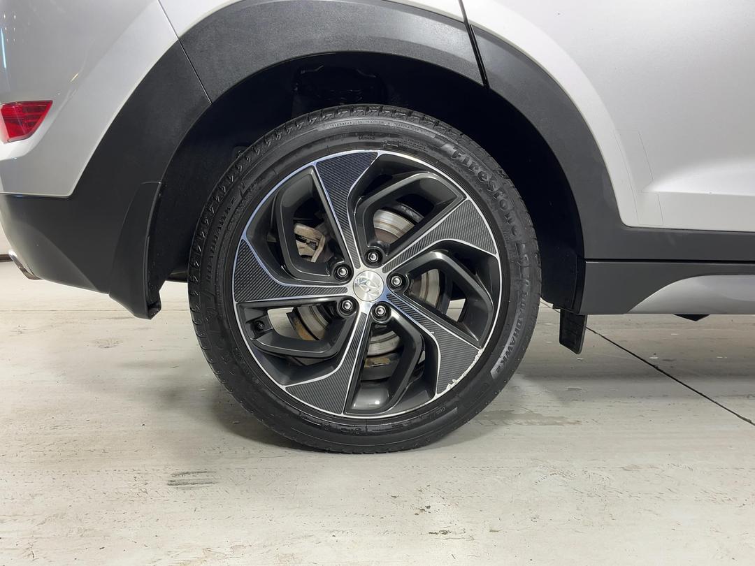 Photo '12' of Hyundai Tucson