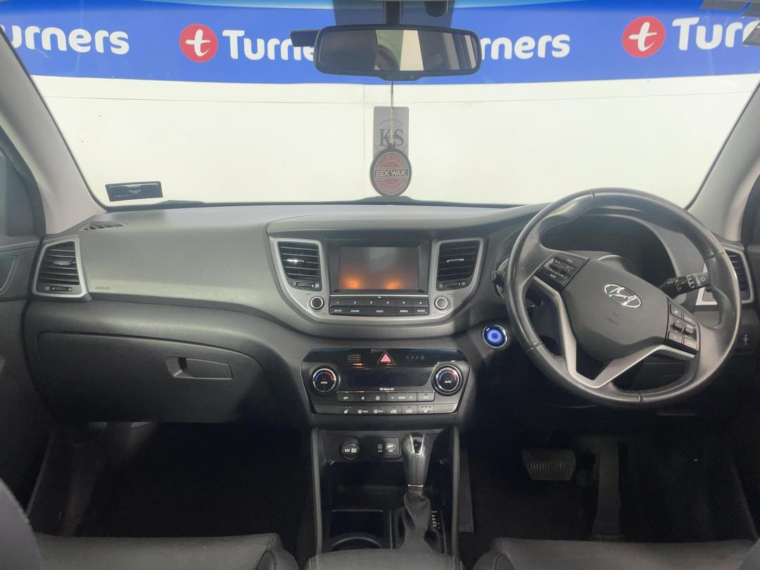 Photo '17' of Hyundai Tucson