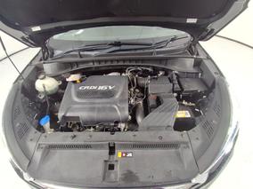 Photo '13' of Hyundai Tucson
