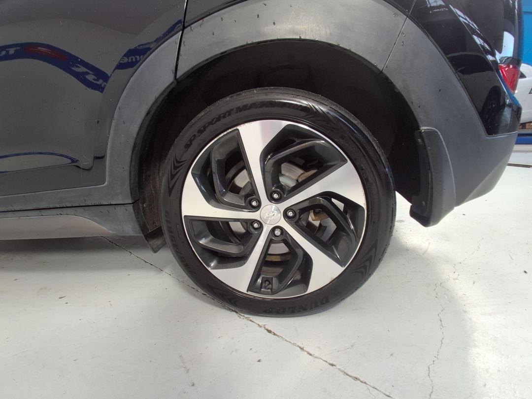 Photo '11' of Hyundai Tucson