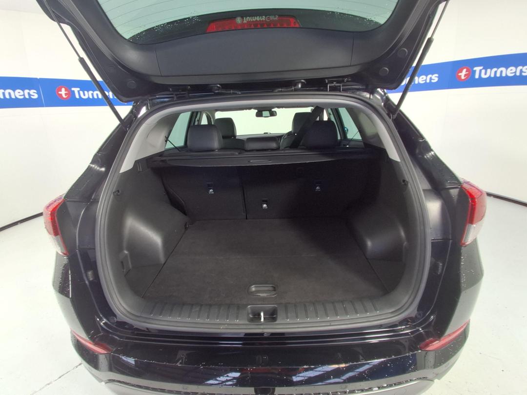 Photo '14' of Hyundai Tucson