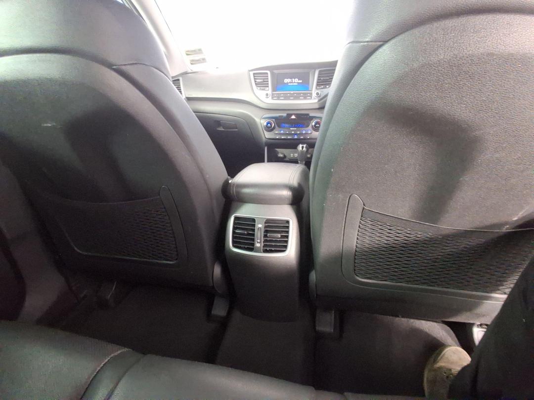 Photo '18' of Hyundai Tucson
