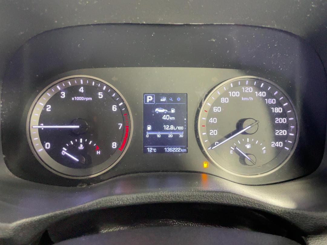Photo '21' of Hyundai Tucson