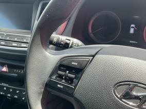 Photo '28' of Hyundai Tucson