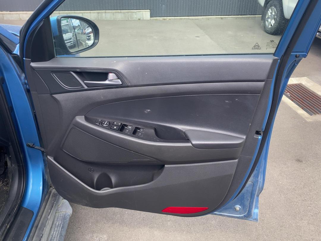 Photo '13' of Hyundai Tucson GDI