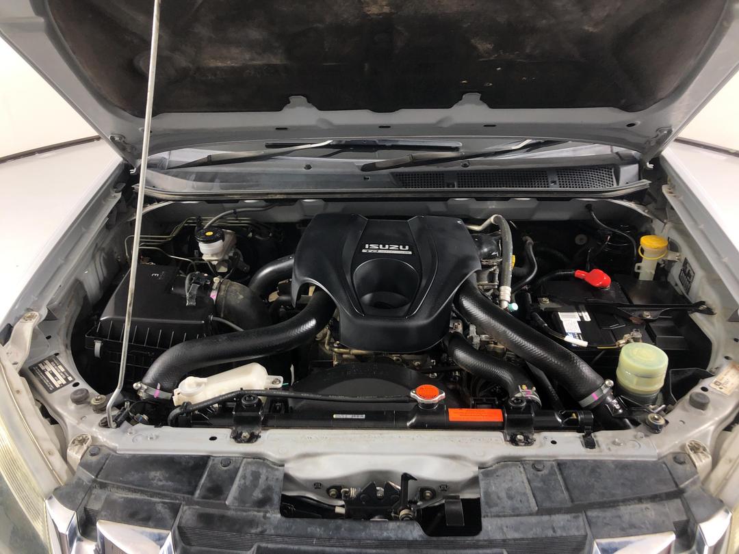 Photo '13' of Isuzu D-MAX