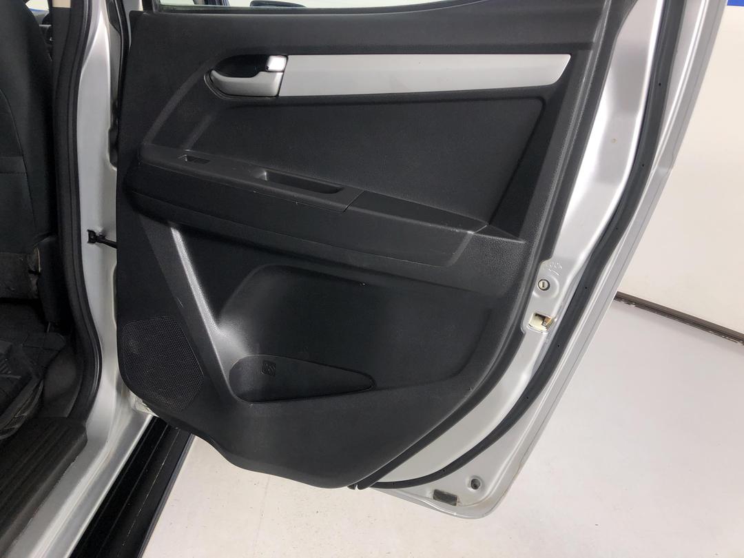 Photo '19' of Isuzu D-MAX