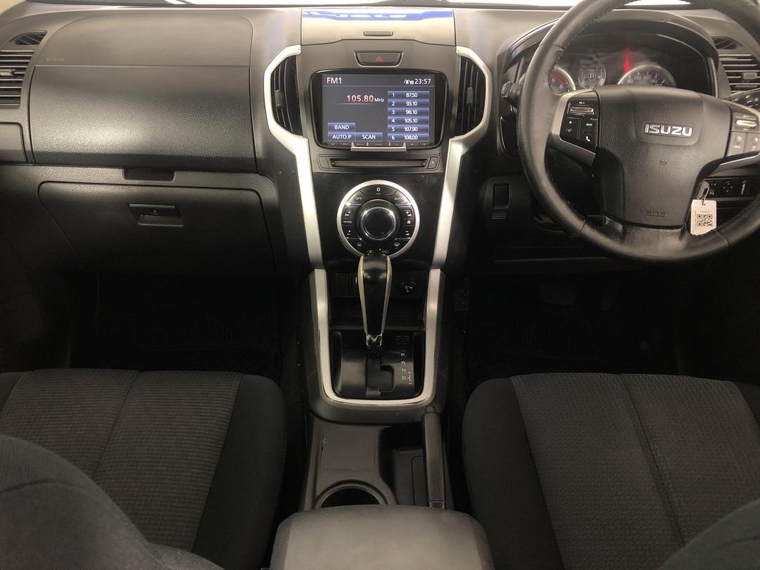 Photo '17' of Isuzu D-MAX