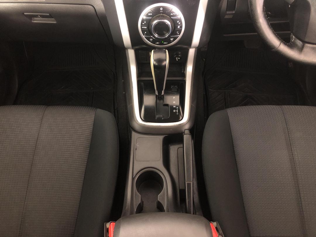 Photo '18' of Isuzu D-MAX