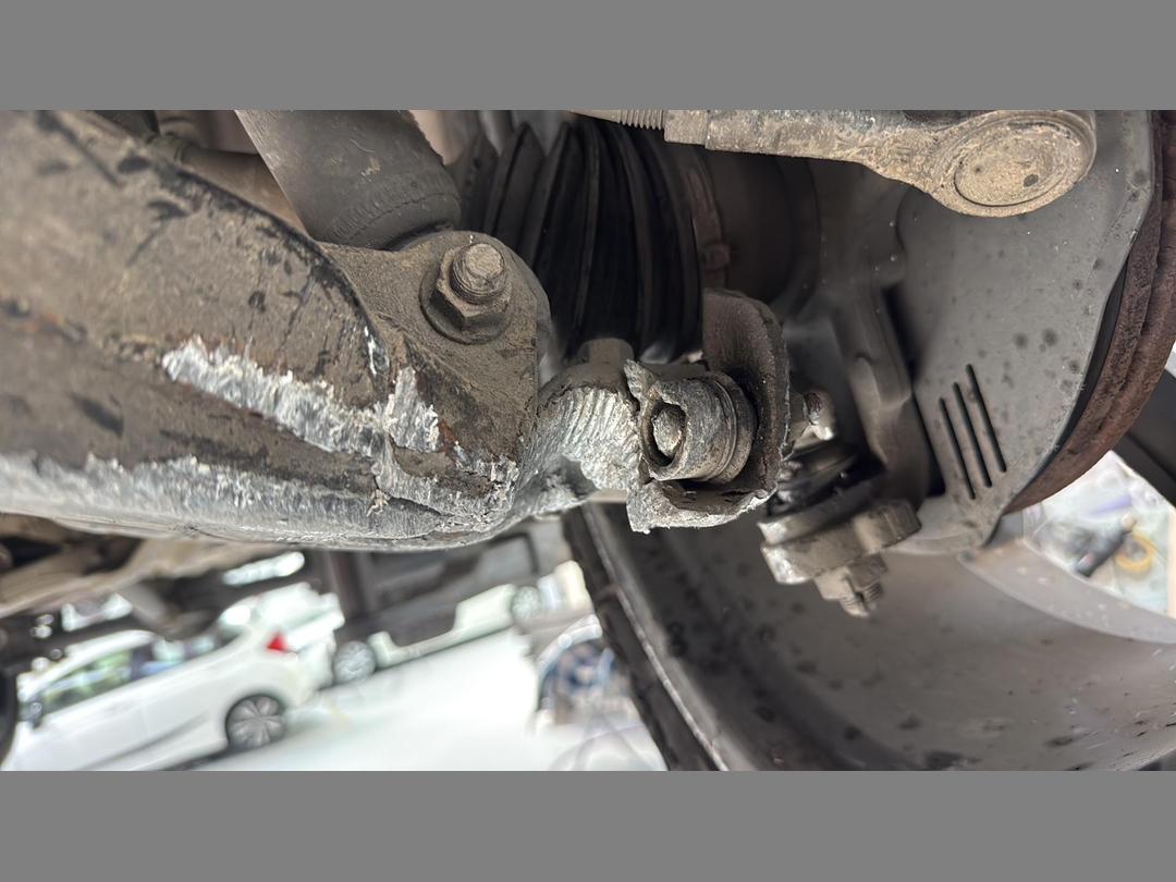 Photo '6' of Isuzu D-MAX LS-T DC