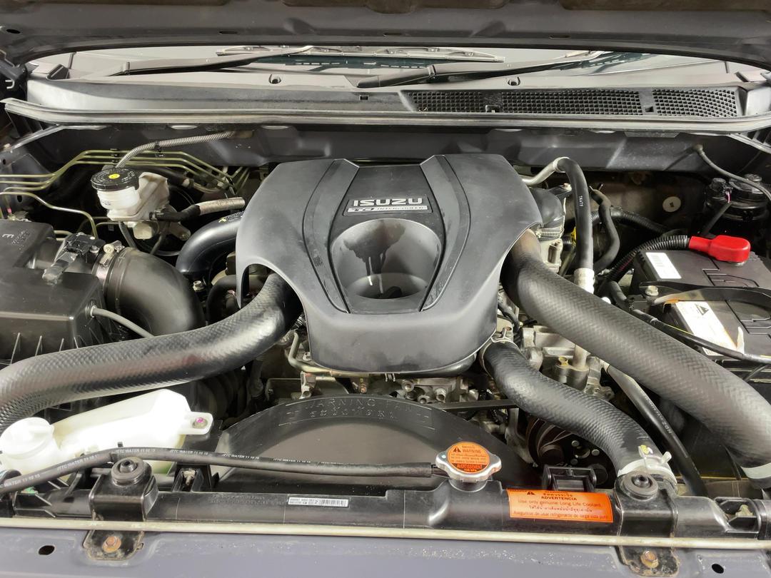 Photo '13' of Isuzu D-MAX