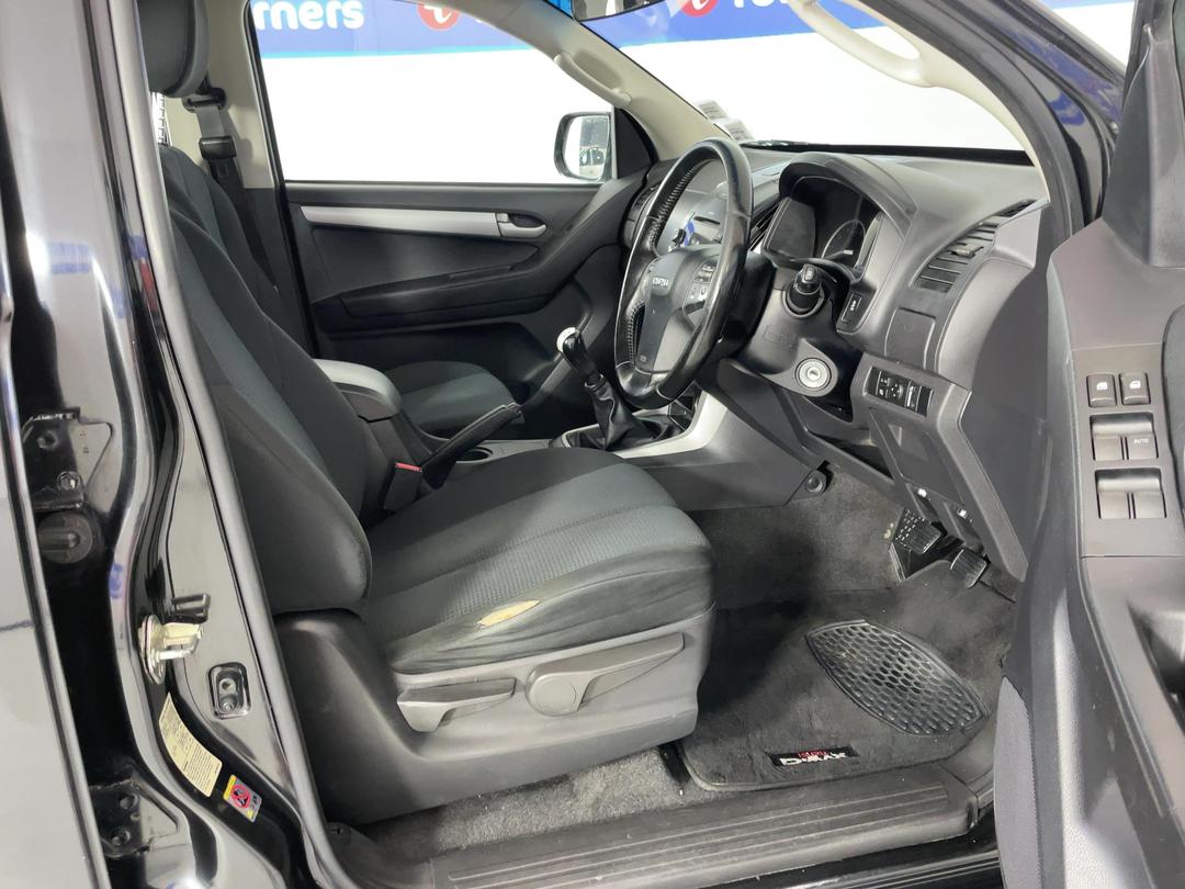 Photo '16' of Isuzu D-MAX