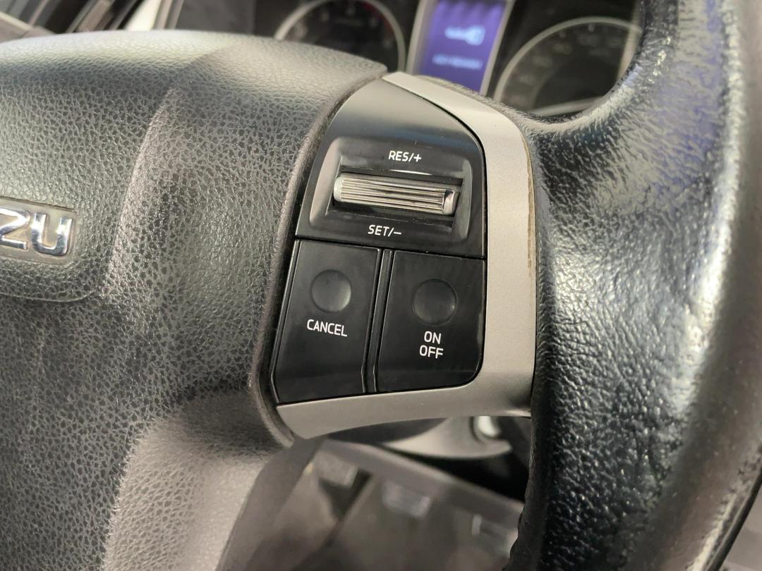 Photo '24' of Isuzu D-MAX