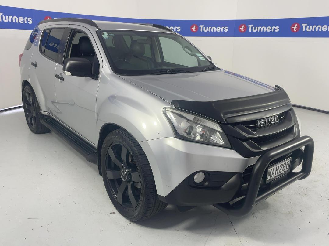Photo '1' of Isuzu MU-X