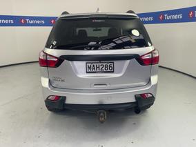 Photo '6' of Isuzu MU-X