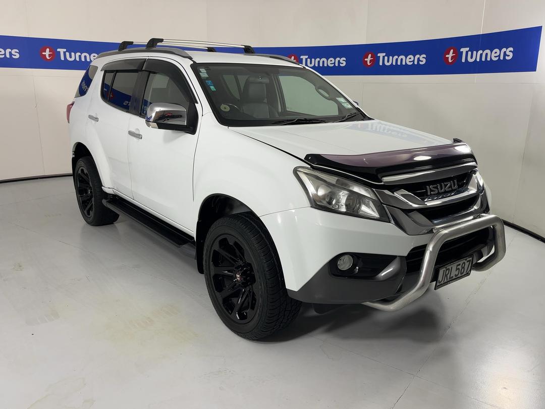 Photo '1' of Isuzu MU-X