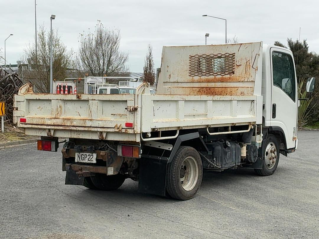 Photo '6' of Isuzu N Series NLR250 Tipper Tipper