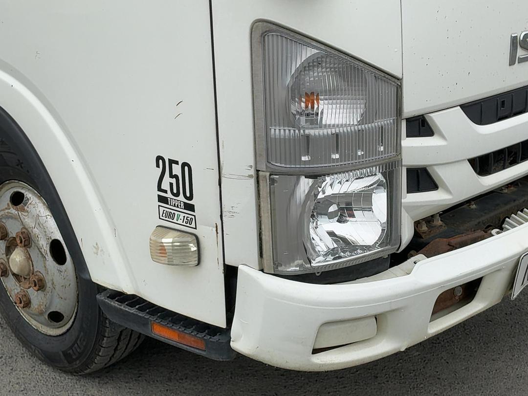 Photo '19' of Isuzu N Series NLR250 Tipper Tipper
