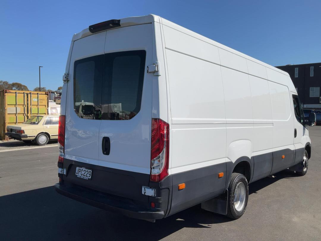 Photo '4' of Iveco Daily 50C17 Van